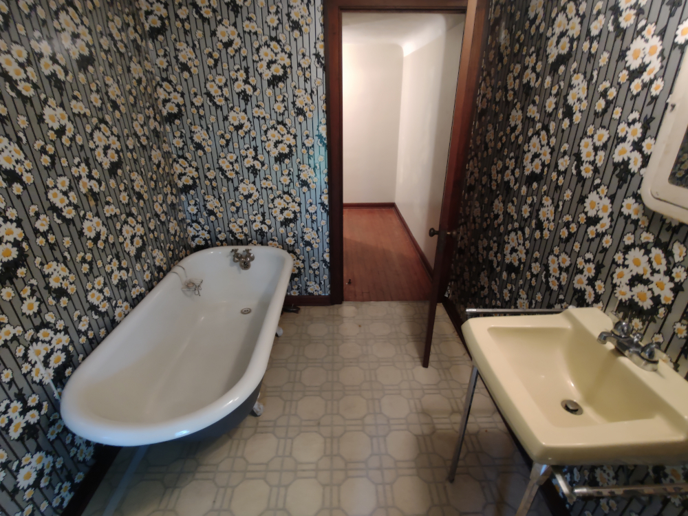 clawfoot tub bathroom remodeling shaker heights